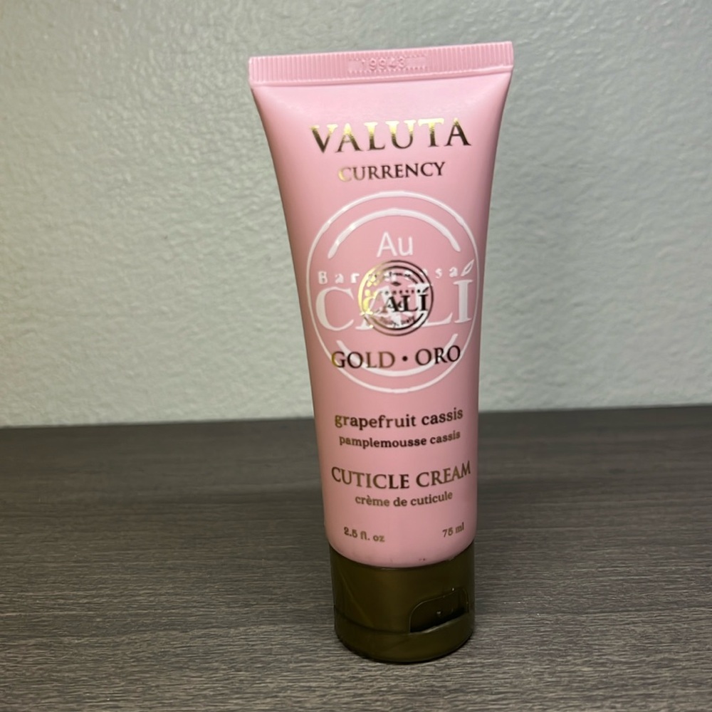 Valuta Currency Gold Grapefruit Cassis Cuticle Cream 2.5 oz/75ml